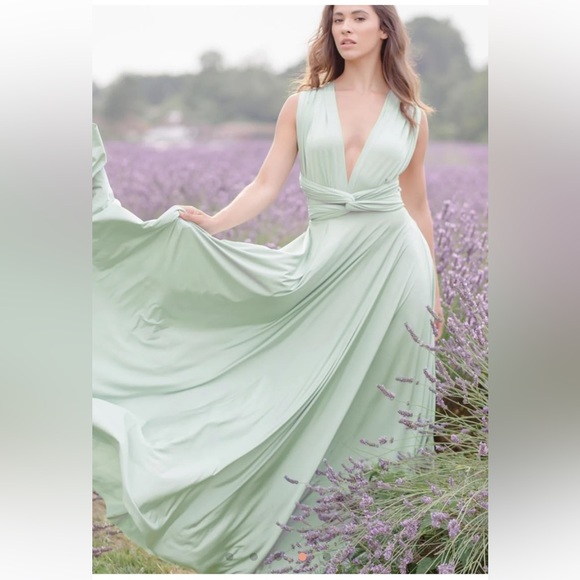 Twobirds Dresses & Skirts - Twobirds Classic Ballgown - seafoam green